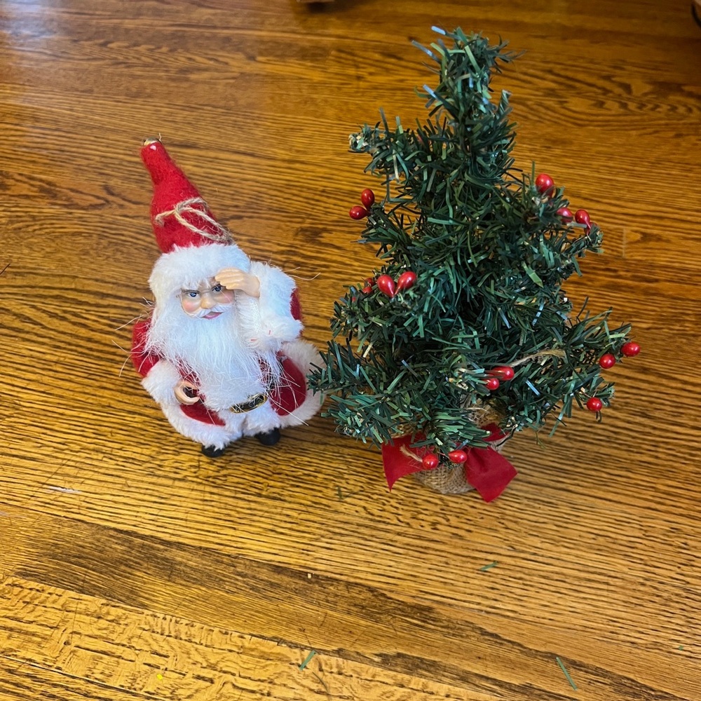 Vintage Santa and Tree Christmas Decor